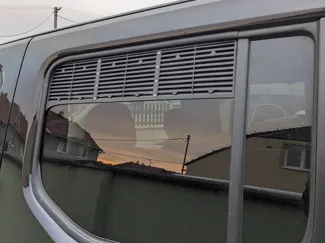 Camping vent for rear window of Berlingo / Rifter