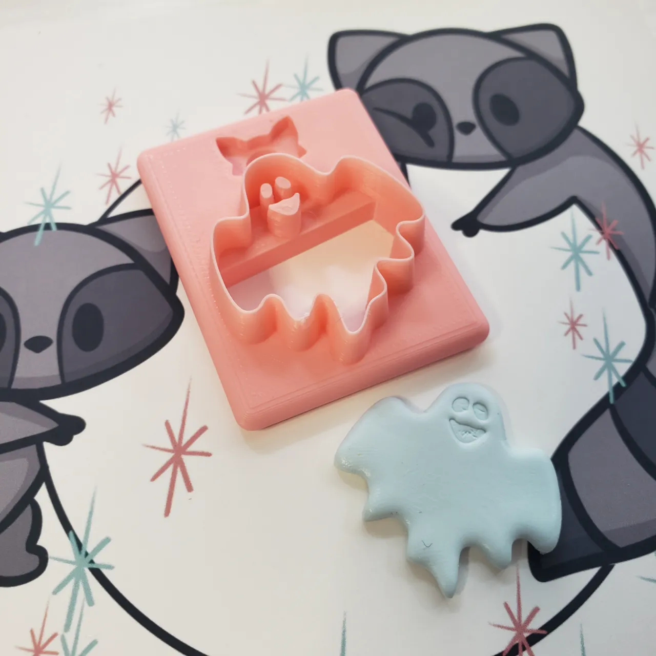Happy Ghost Polymer Clay Earring Cutter view 4
