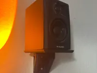 0.2mm layer, 6 walls, 25% infill, standard strenght profile