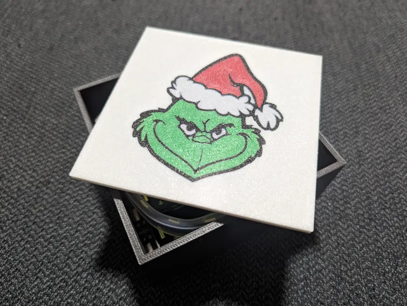 Hot-Swap LightBox - Grinch Faceplate
