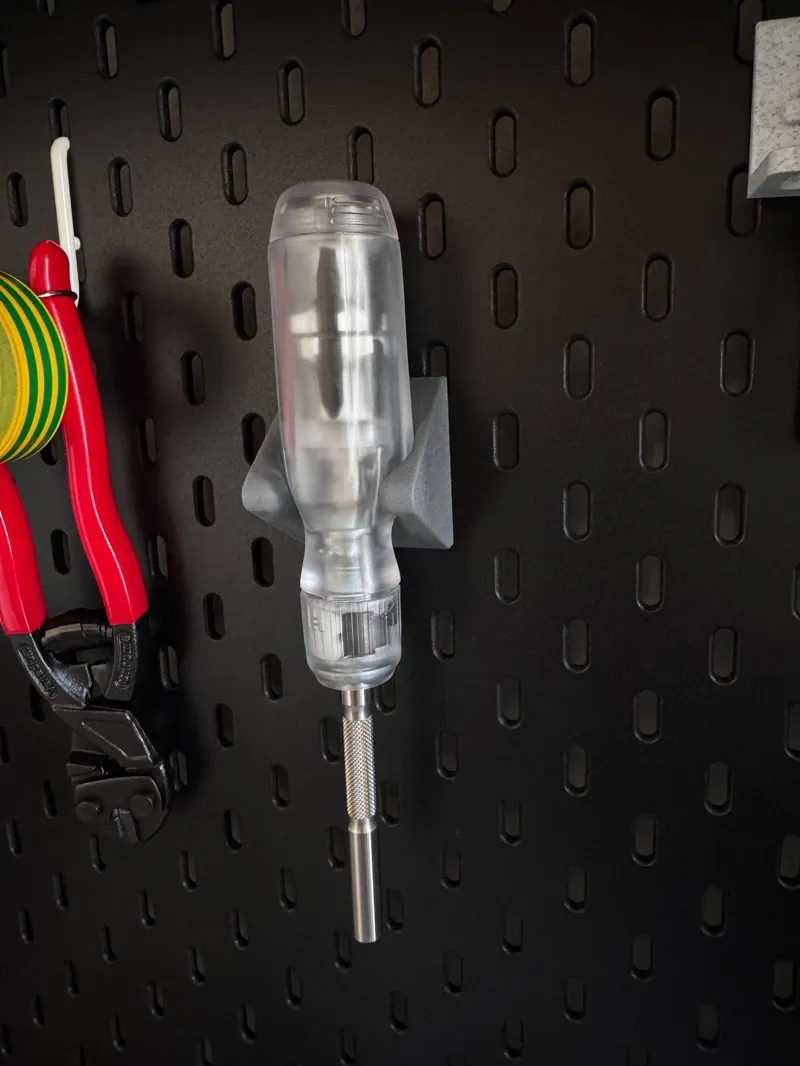 Official LTT Screwdriver holder Skadis TClip remix