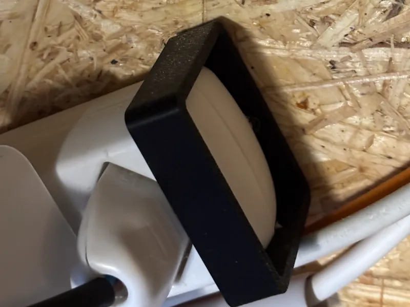 Universal Power Strip Wall Mount