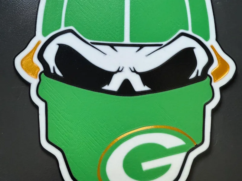 Green Bay Packers Skull Bandana Fan Chain/Wall Art