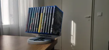 Soporte: Playstation game holder. 14 slots — vista de referencia 2