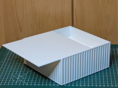 Simple sturdy Napkin Box. Parametric design.