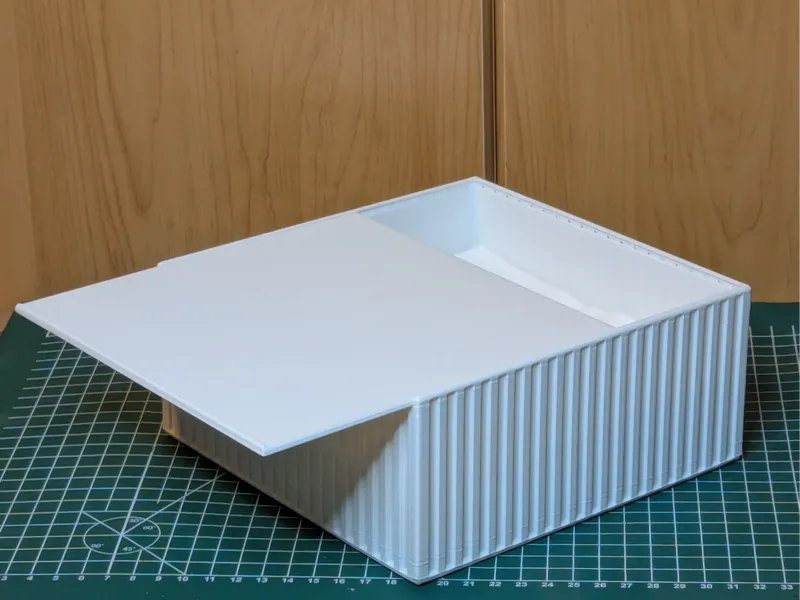 Simple sturdy Napkin Box. Parametric design.