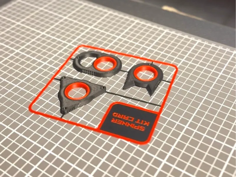 Spinner kit card fidget