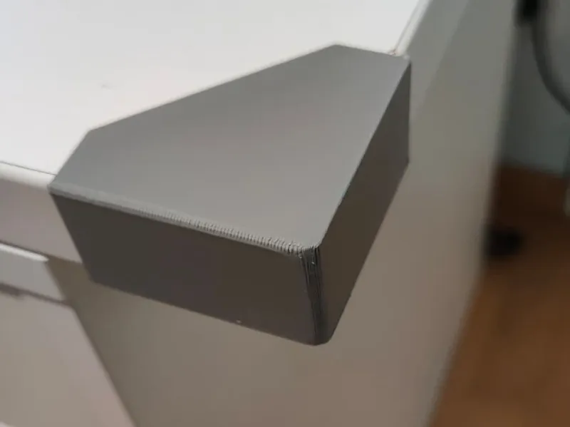 tabletop transport corner protector