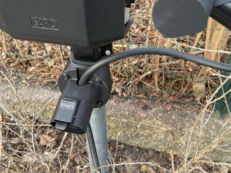 EV Cable holder for 60 mm pipe mount