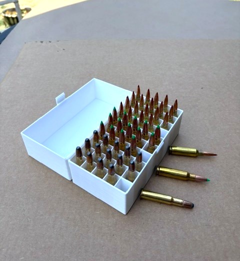 Miniatura 2 do modelo 3D Range Ammo Boxes