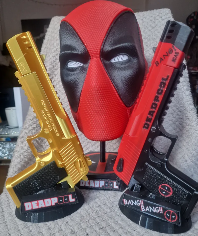 Deadpool Desert Eagle Display Stand