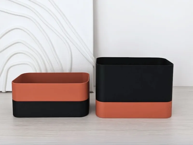 Parametric rectangular self-watering planter