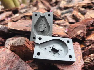 Eco-Friendly Cement "Gripper" Fishing Weight Mold