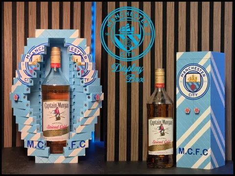 Caja o estuche: Manchester City Folding Door Display Box — referencia de MakerWorld