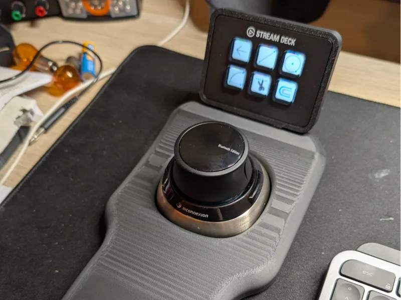 Spacemouse Wireless und Streamdeck Dock