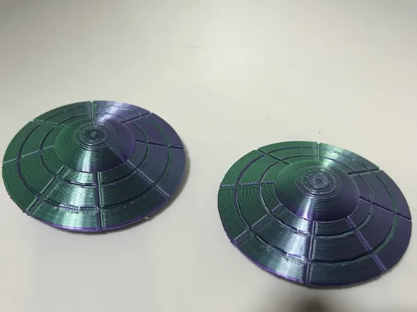 Magnet OVNI