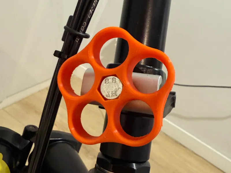Brompton Valve Style Hinge Clamp Lever