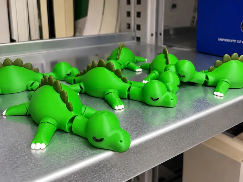 Print your flexi buddy - Sleepy Dino + keychain
