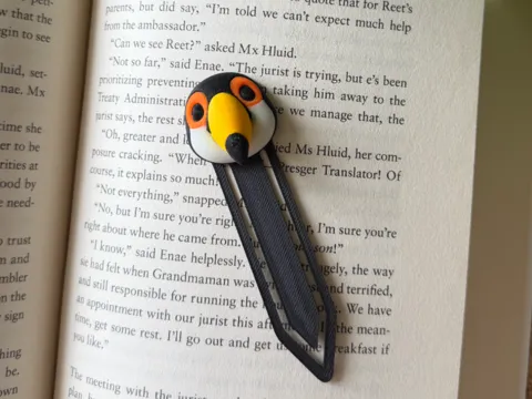 Accesorio de lectura: Toucan bookmark — referencia de MakerWorld