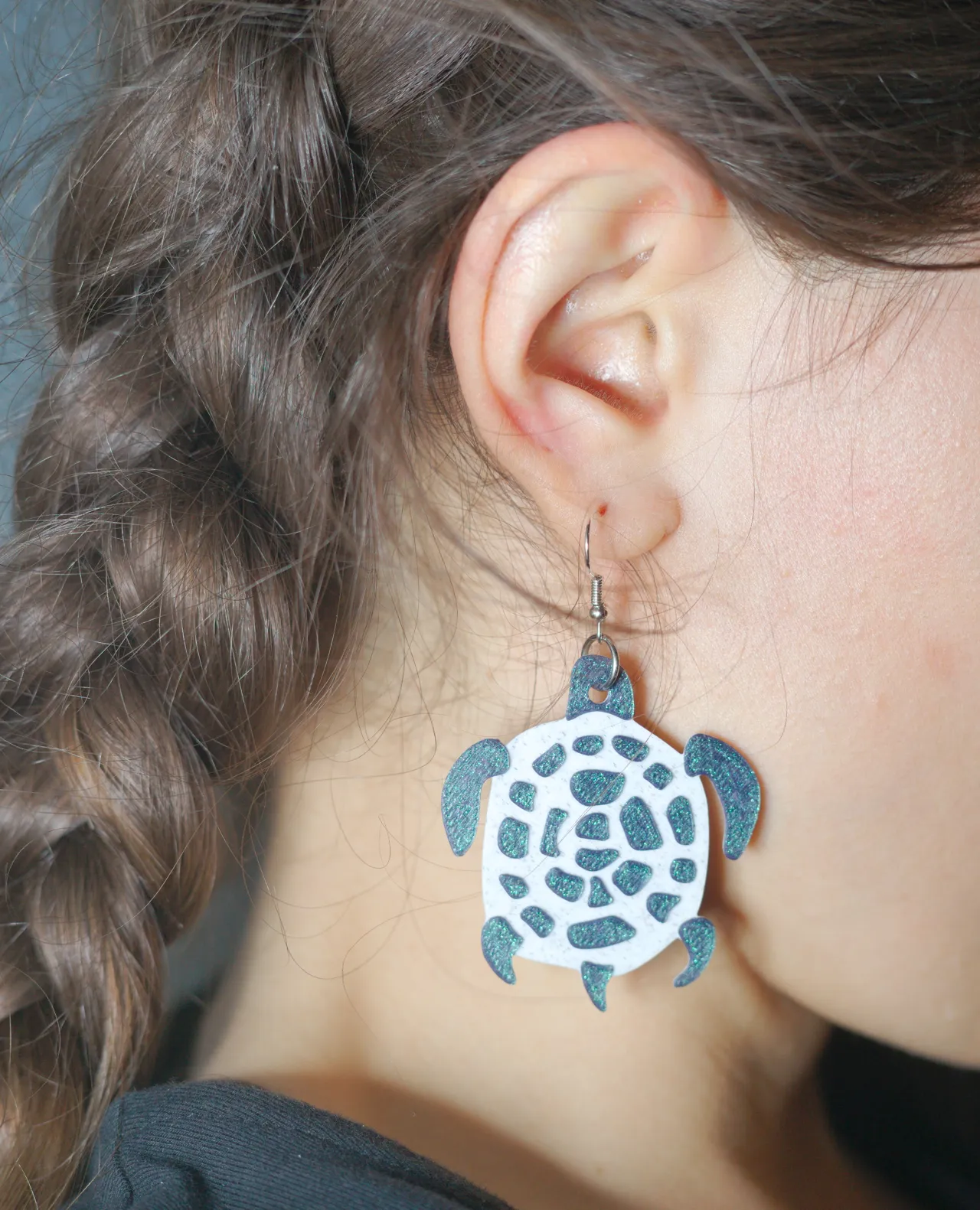 Turtle Earring Multicolor view 2