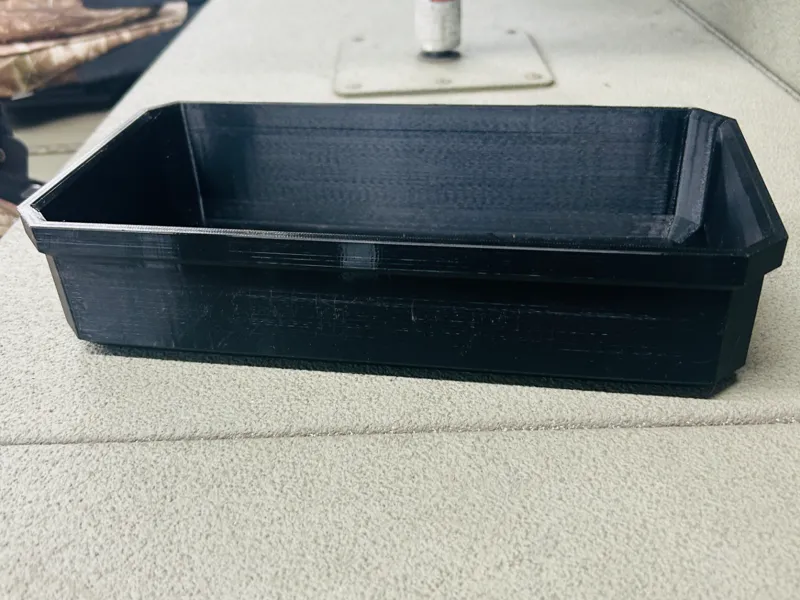 1716 Roughneck fishing boat bins