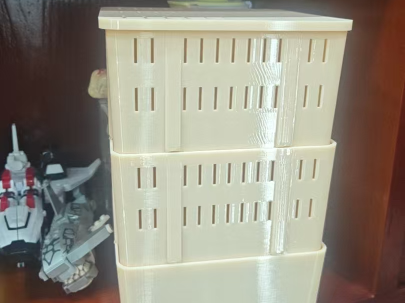Miniatura 1 do modelo 3D 蚯蚓养殖盒16*16cm