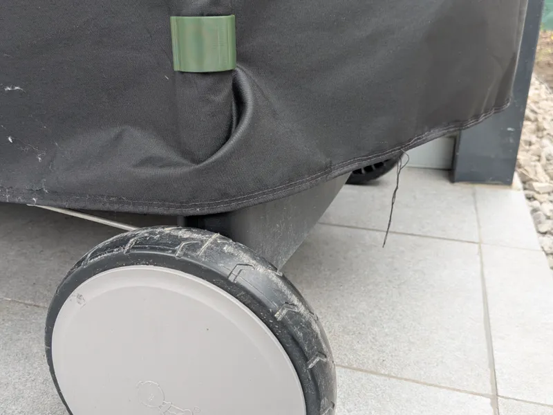Weber deluxe GBS grill cover clip