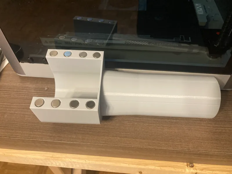 Waste-Poop Chute 8 10x2.25 Magnets