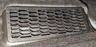Tesla M3 Floor Vent Cover - Hexagon