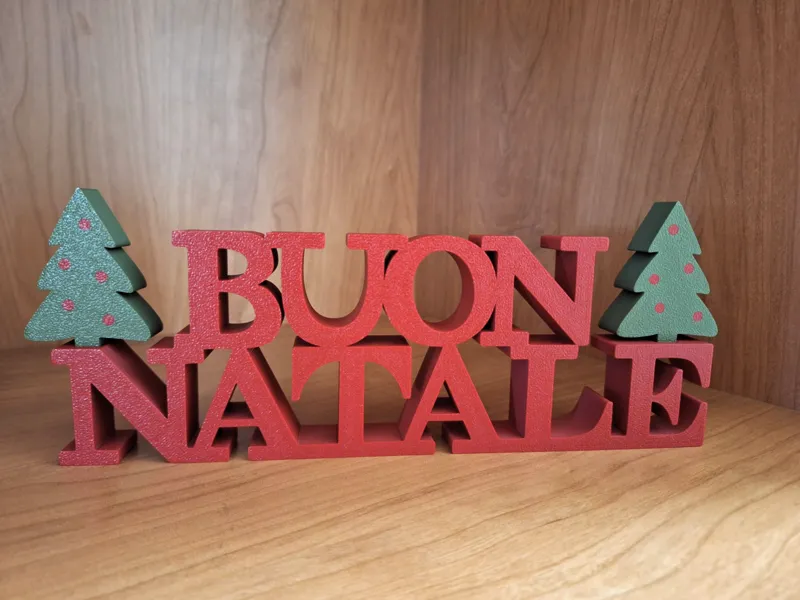Scritta "BUON NATALE"