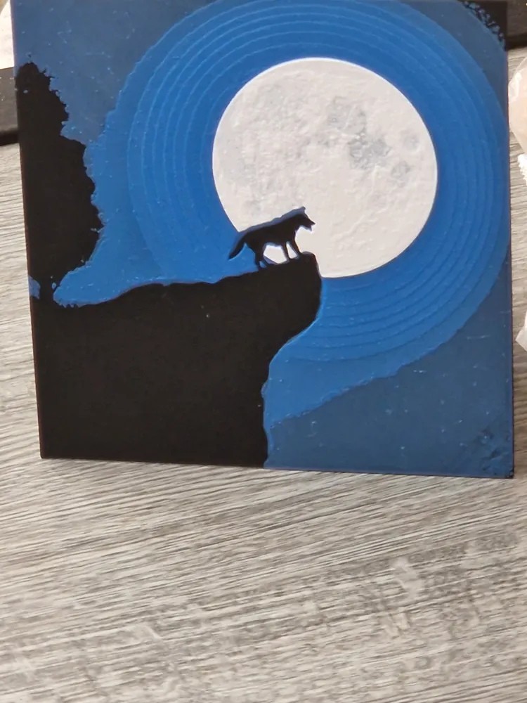Wolf and moon by Zsabine MakerWorld: Download Free 3D Models