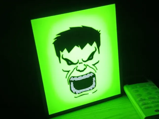 lightbox Hulk