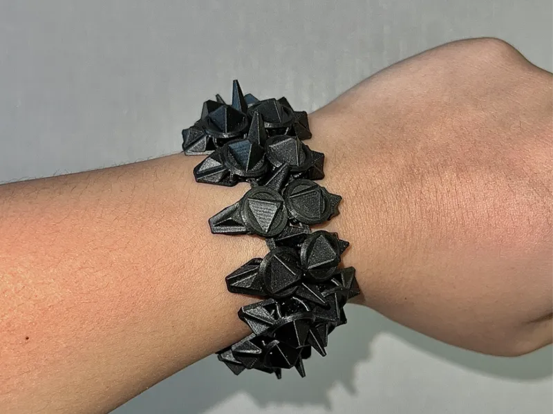 Thorn - Magnetic bracelet
