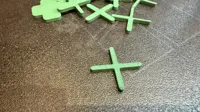 2 mm tile spacers — 256 mm bed (100/plate)