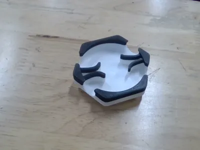 Hextraction pusher tile