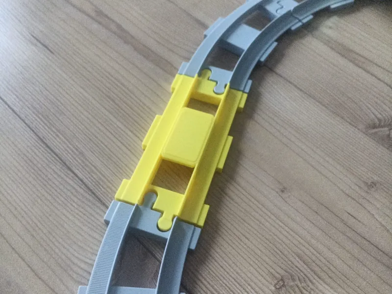 Duplo Hupen Schiene