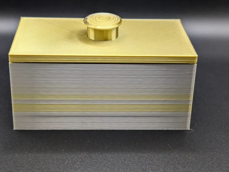 basic storage box with lid