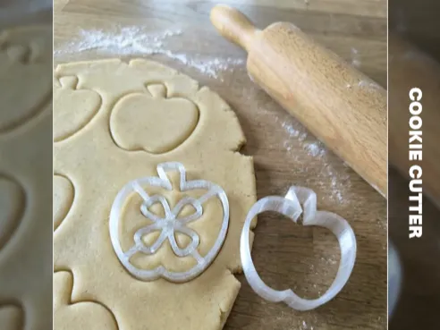 Apple-shaped cookie cutter