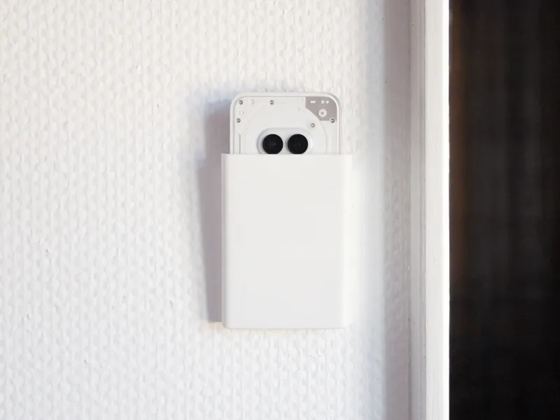 Kill screentime with "PhoneRest - A phone holder"