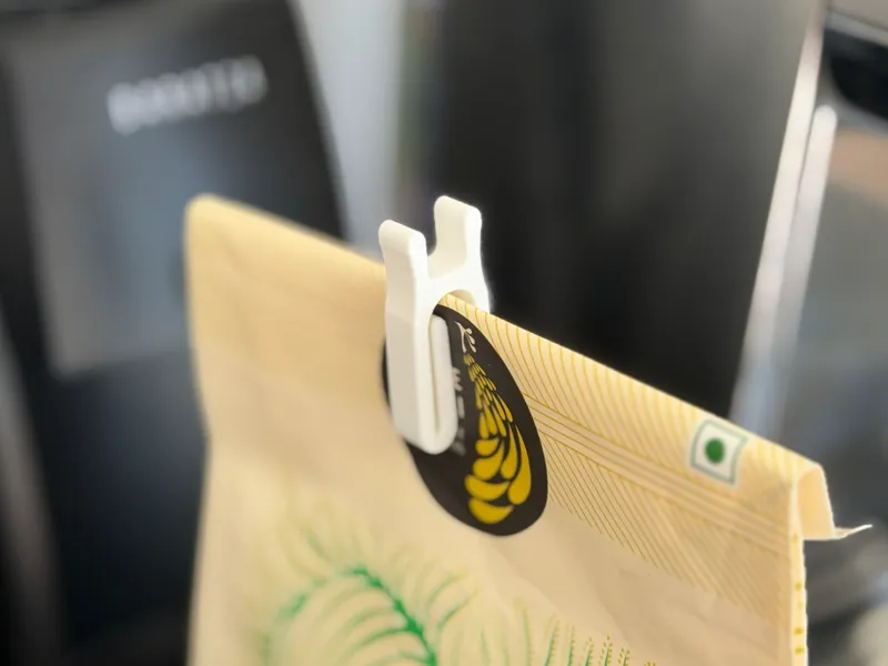 Bag Clip - Minimal, Modern & Efficient!