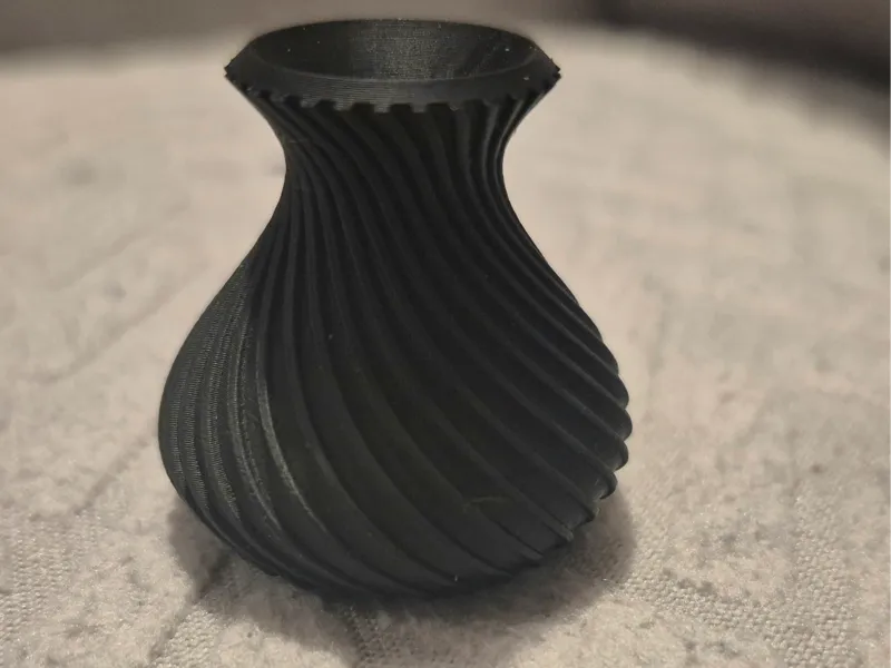 Vase pen holder