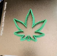 Emporte-pièce feuille de cannabis — photo 2