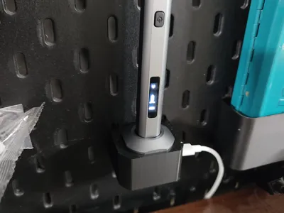 Skadis holder for Arrowmax SES Max charger