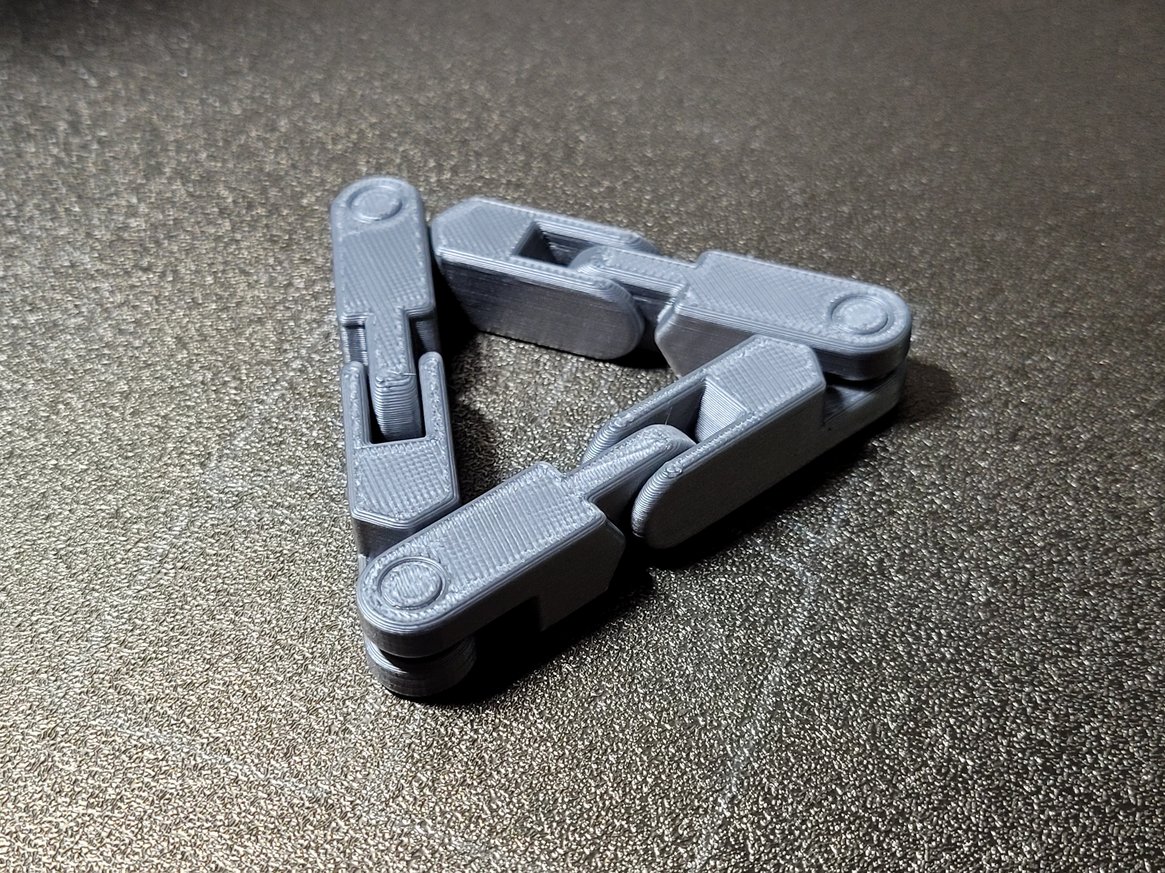 Triangular Twister - infinity fidget transformer - 1