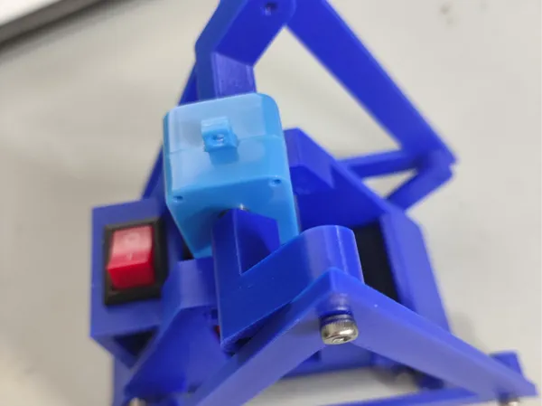 https://makerworld.bblmw.com/makerworld/model/UScdab045558f93a/design/2025-09-24_4cdbf68ce26708.jpg