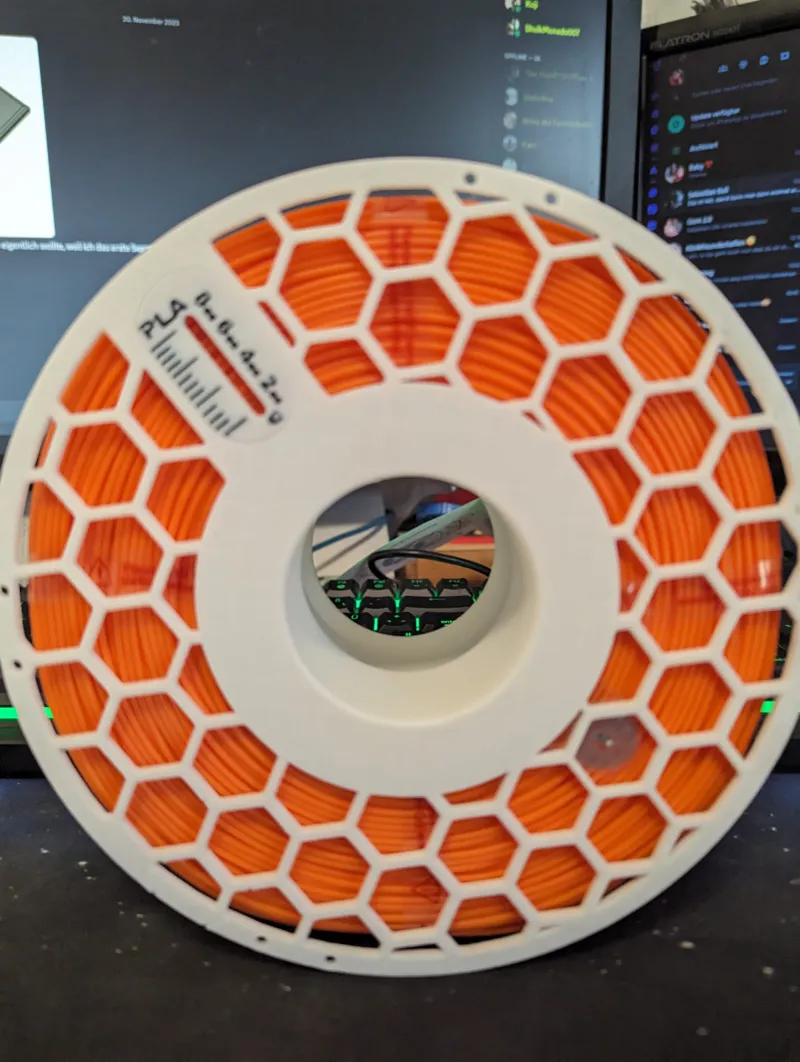 Bambu Spool Hexed Remix with Label and Filament Holes