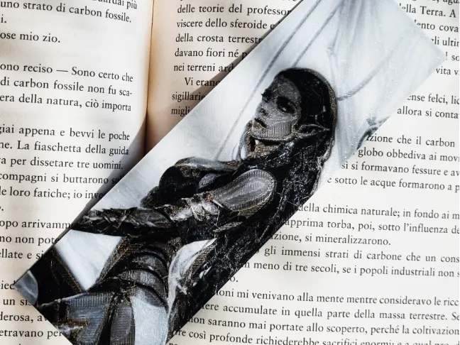 Elven Corsair, Lady of the Seven Seas : Bookmark