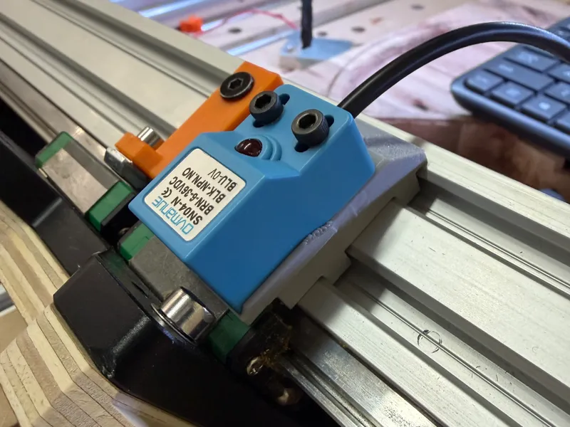 Ultimate Bee Z Axis Square Proximity Sensor Mount