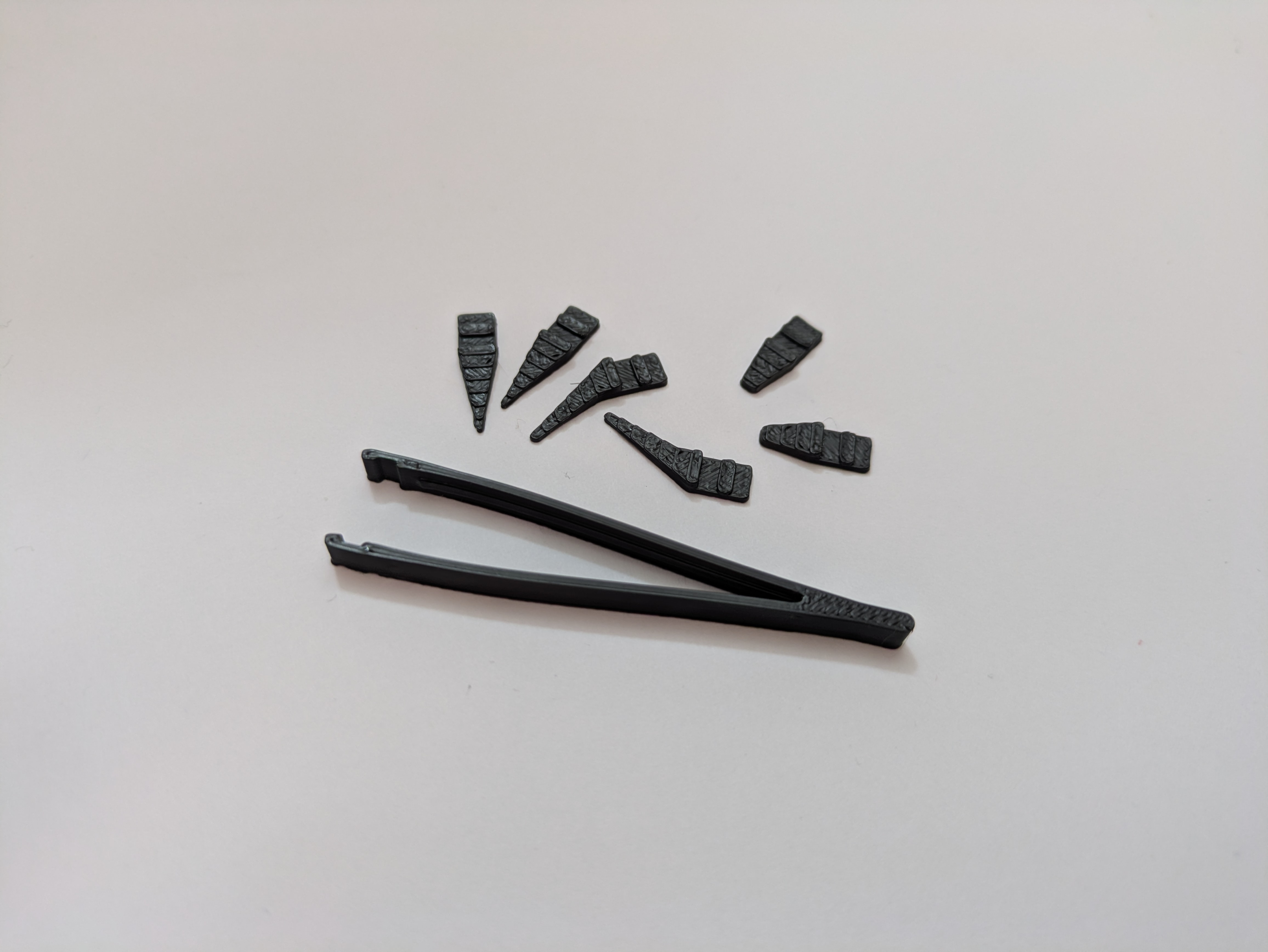 Miniatura 3 do modelo 3D Tweezers