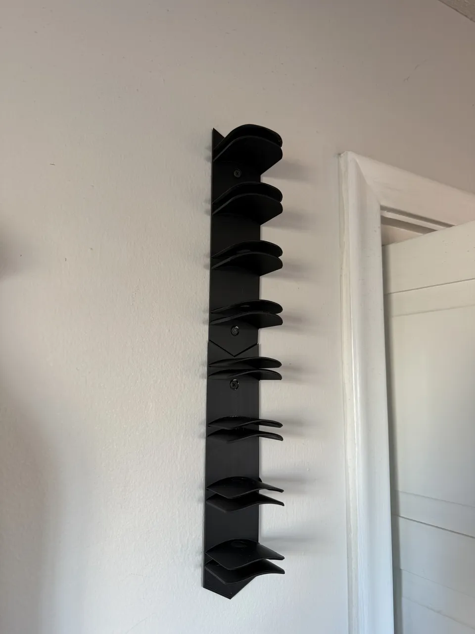 Wall-Mounted Hat Holder (4-Hats each, Expandable) view 3